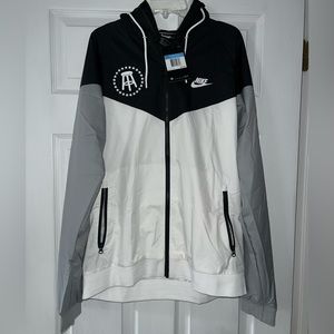 NWT, Barstool Nike windbreaker jacket. Smoke free home.